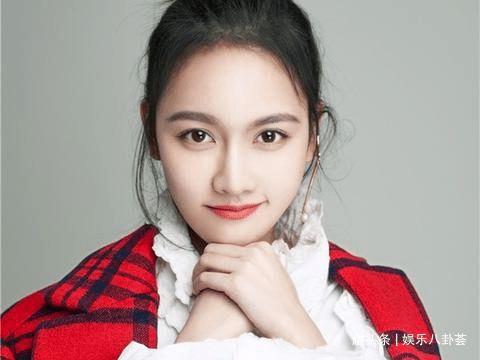 娱乐圈美女最新爆料,揭秘明星们的真实生活与情感纠葛  第3张