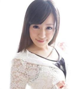 京野结衣在线观看,在线观看，揭开神秘面纱的美丽传奇  第2张